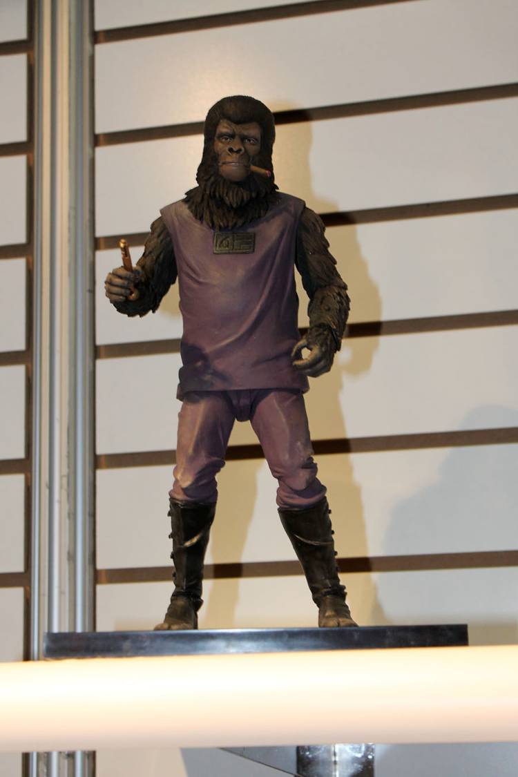Toy Fair 2015: NECA Rides High with NES Line, 