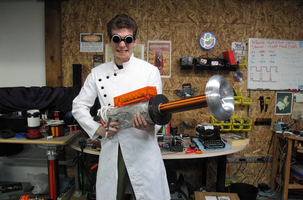 The Five Fists of Science inspires amazing, working Tesla Gun