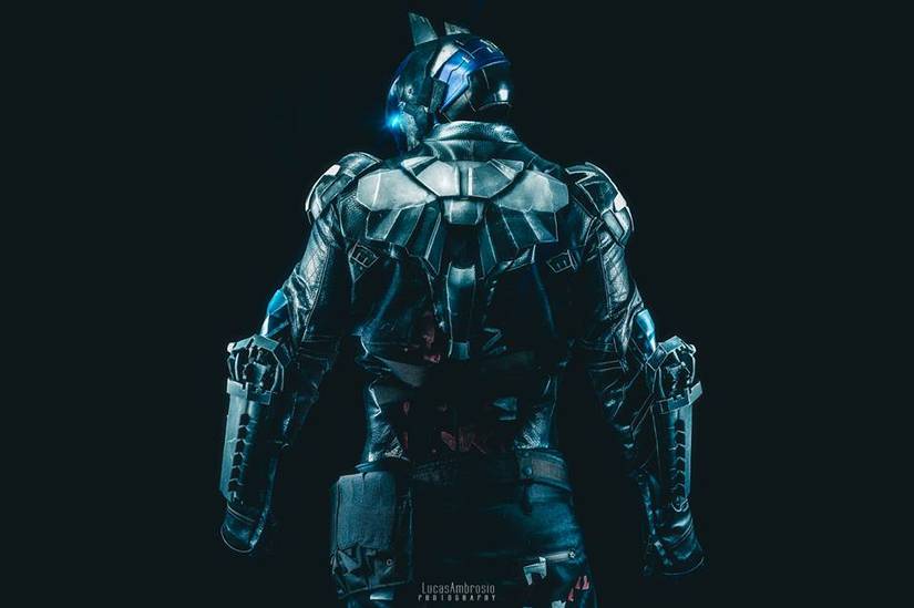 Amazing Arkham Knight costume looks like it stepped out of game