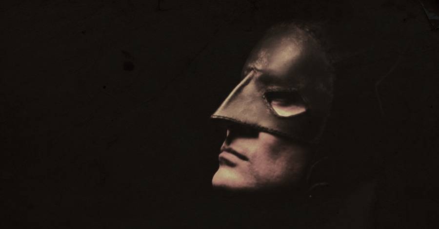 Batman lurks in shadows in 'Gotham by Gaslight' fan film 'Ripper'