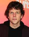 Jesse Eisenberg e J. Daniel Atlas