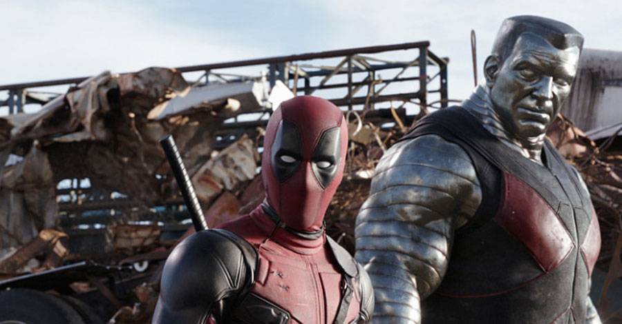 Deadpool Colossos Deadpool Cuts Off Colossus in New TV Spot