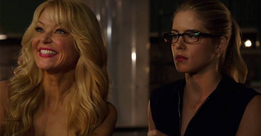 Felicity Introduces Her Mother in New 