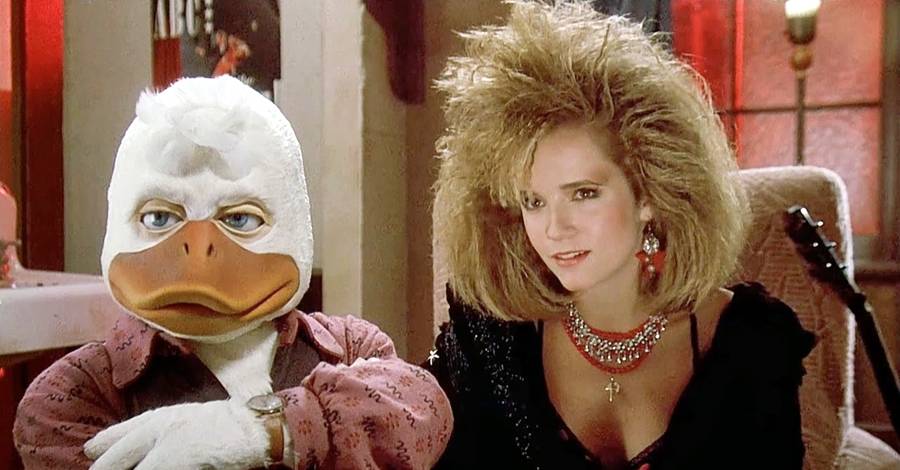 Lea Thompson Revels in Her "Incredible" "Howard the Duck" Comic Book Reunion