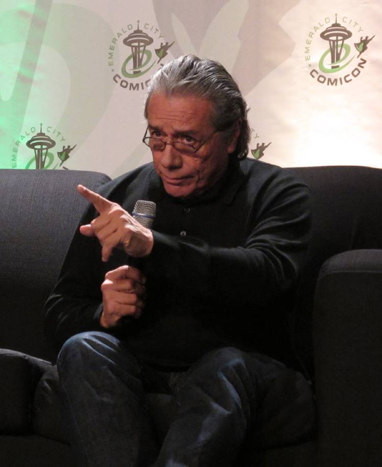 ECCC12 | Edward James Olmos Inspires With Humility