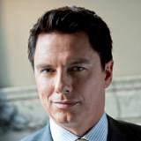 'Arrow' Brings Back John Barrowman