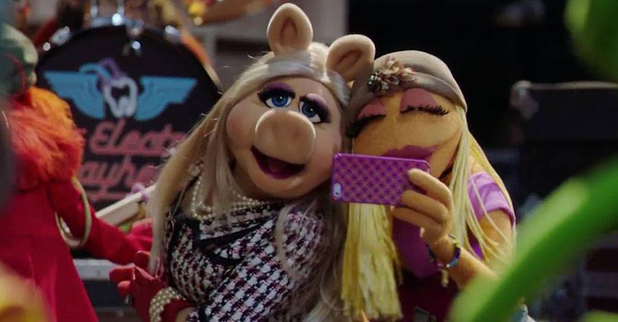 'The Muppets' Pitch Video Features Guest Stars and Grown-Up Laughs