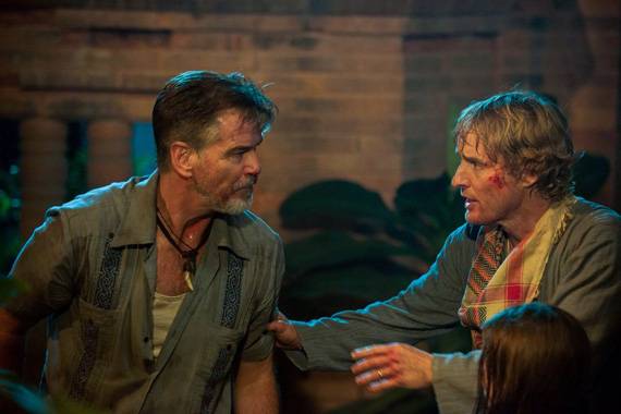 Review Miscast Owen Wilson Runs In Circles In Tedious No Escape