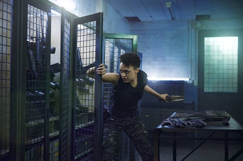 Face a New Breed of Terrorist in Images and Poster for Syfy's 'Hunters'