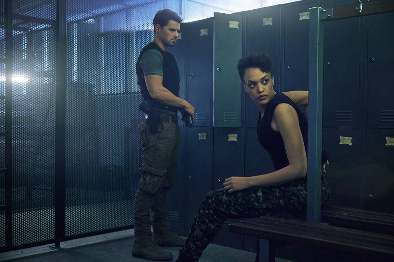 Face a New Breed of Terrorist in Images and Poster for Syfy's 'Hunters'